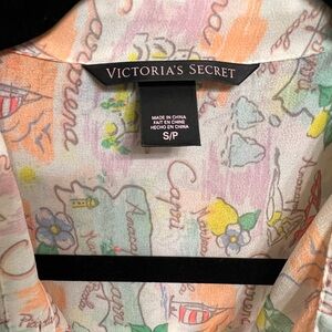 Victoria's Secret Multicolor Print Shirt